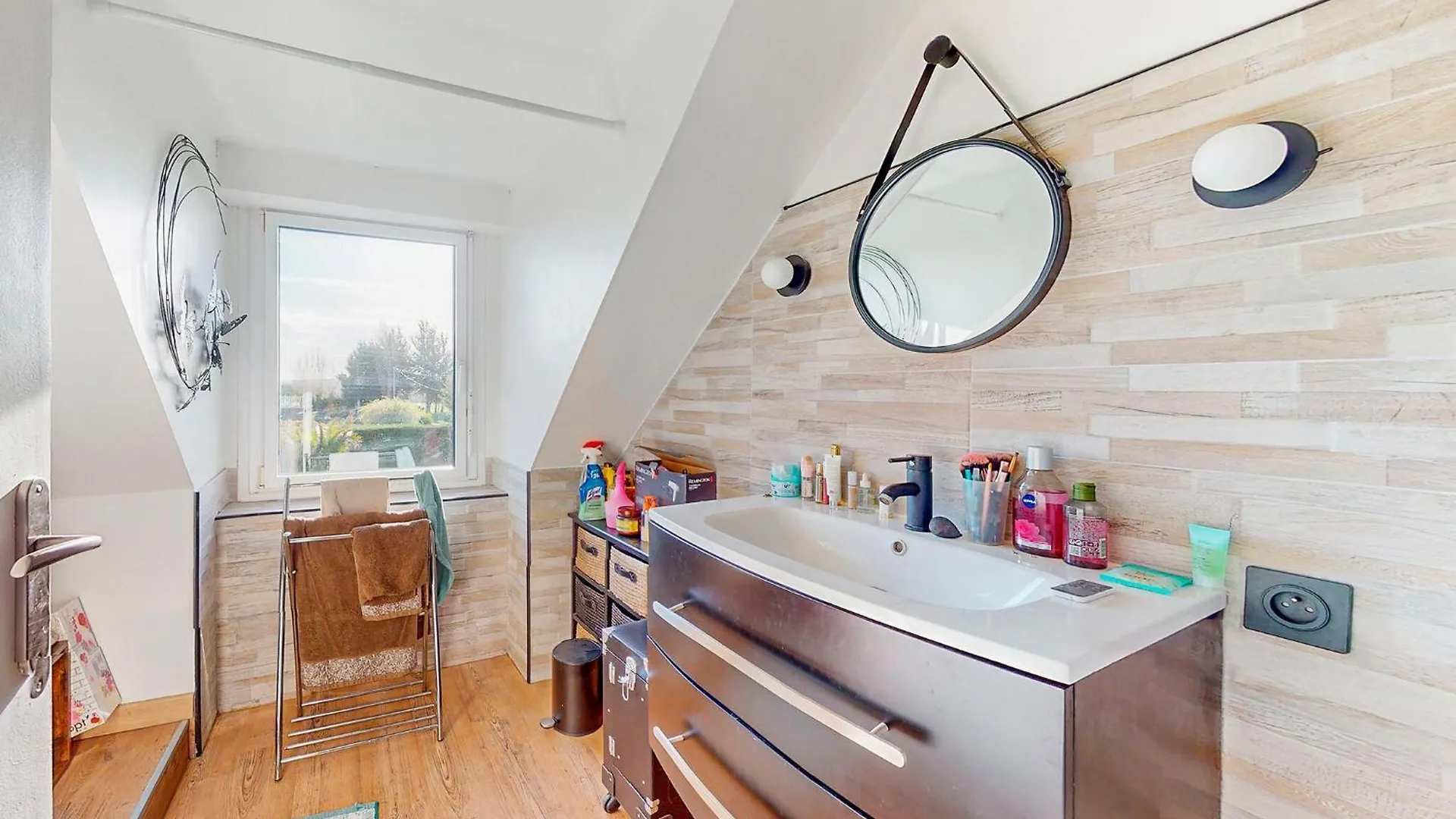 Lovely Home In Quessoy With Heated Swimming Pool 0*,  Francie